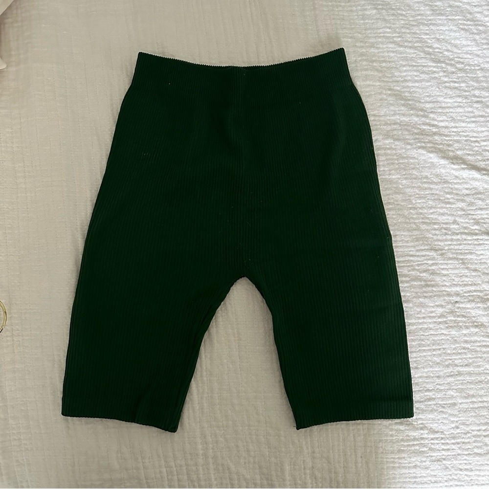 ZARA Ribbed Biker Shorts